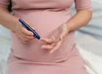 Late-Pregnancy CGM Patterns Reveal Early Warning Signs of Complications in Type 1 Diabetes