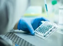 Routine Dipstick Protein Testing Identifies High-Risk HFrEF Phenotypes