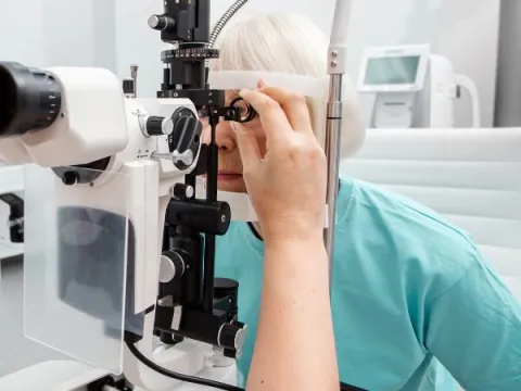 Diabetic-Eye-Care-Appointment