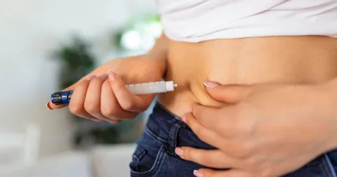A diabetic patient using insulin pen