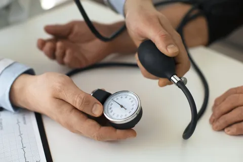 Both High and Low Systolic BP Show Higher SCA Risk in Diabetes 