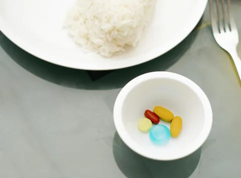 Before Meals or After? Metformin Timing Changed Glucose Control